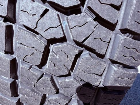 Used 2021 Jeep Wrangler Sport image 15