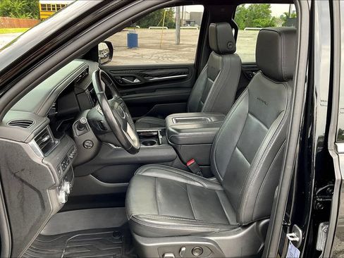 Used 2022 GMC Yukon Denali AWD/4WD image 23