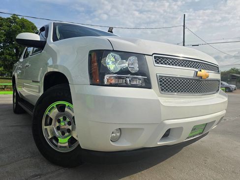Used 2012 Chevrolet Suburban LT AWD/4WD image 58