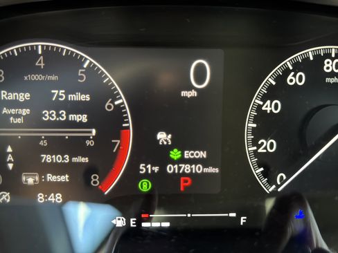 Used 2025 Honda Civic Sport image 2