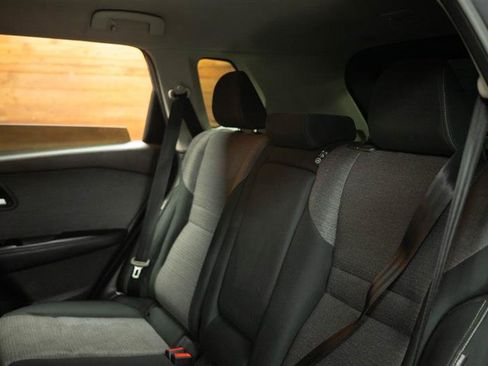 Used 2022 Nissan Rogue SV FWD image 12