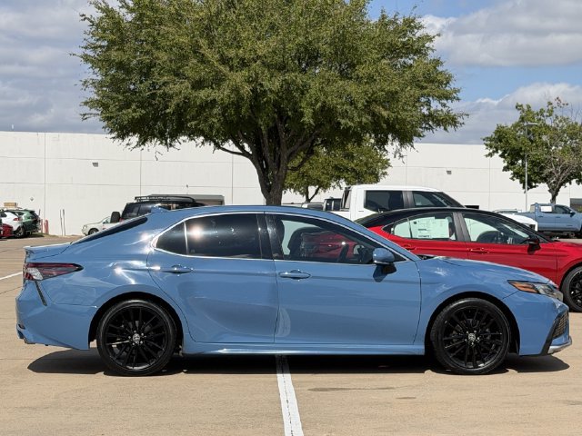 Used 2023 Toyota Camry XSE FWD image 3