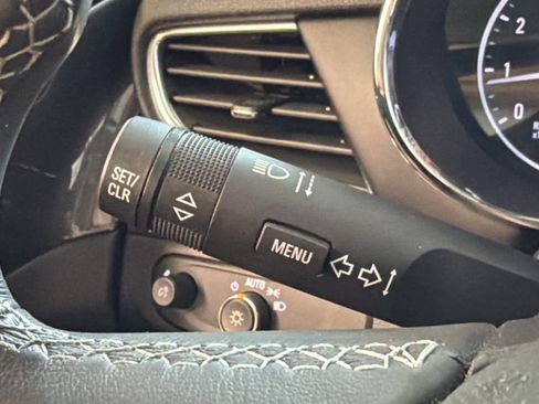 Used 2022 Buick Encore Preferred FWD image 37