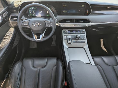 Used 2022 Hyundai Palisade Limited FWD image 24