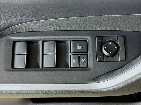 Used 2020 Toyota RAV4 XSE image 15