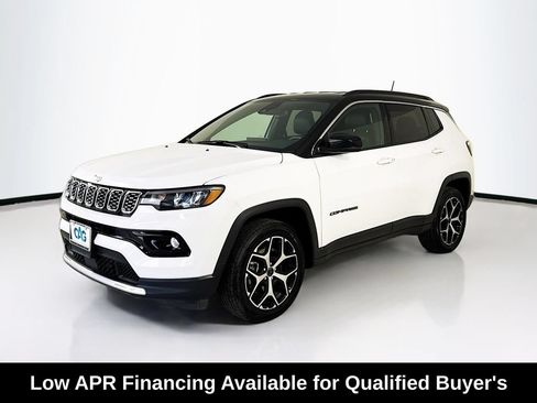 Used 2025 Jeep Compass Limited AWD/4WD image 3