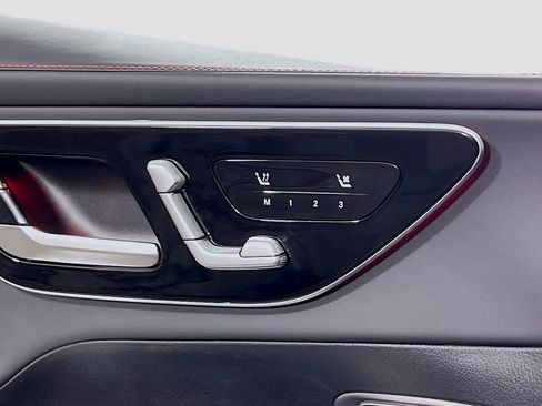 Used 2026 Mercedes-Benz GLC 43 AMG GLC 43 AMG image 24