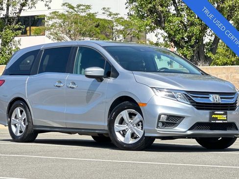 Certified 2018 Honda Odyssey EX-L image 2