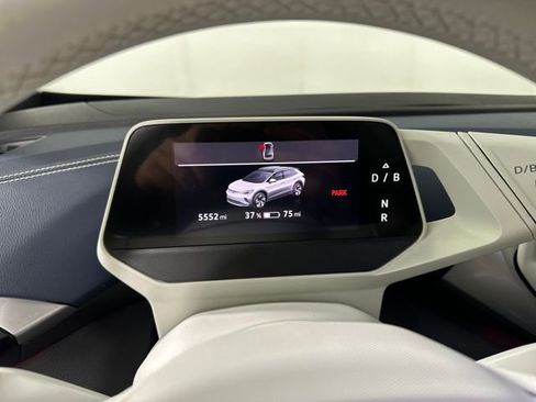 Used 2023 Volkswagen ID.4 S image 17