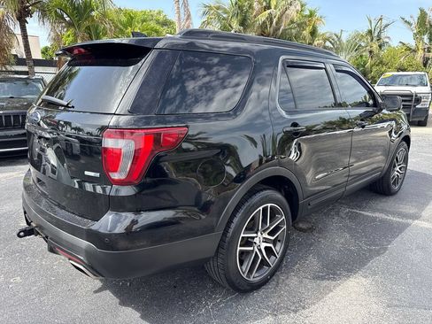 Used 2017 Ford Explorer Sport w/ Equipment Group 401A AWD/4WD image 6