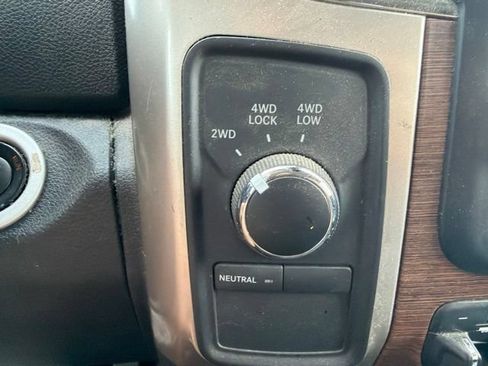 Used 2016 RAM 2500 Laramie w/ Convenience Group AWD/4WD image 8