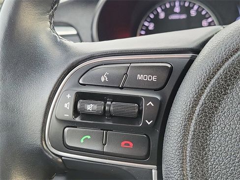 Used 2018 Kia Optima EX image 13