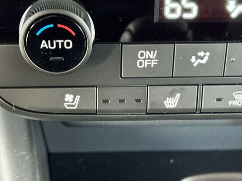 New 2026 Subaru Outback Touring AWD/4WD image 19