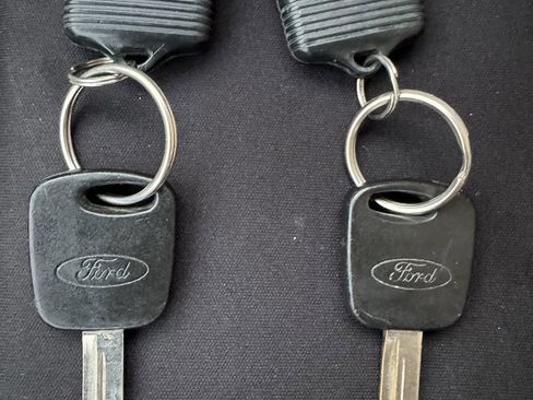 Used 2005 Ford Focus SE image 53