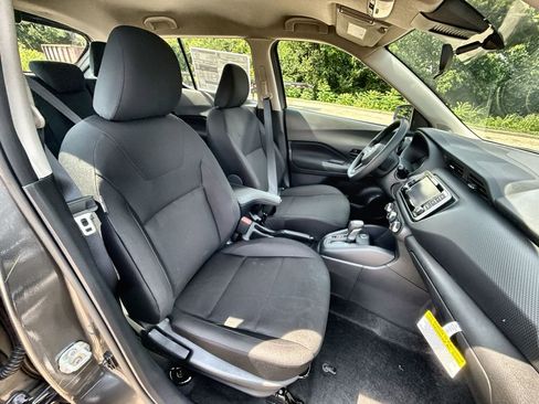 New 2025 Nissan Kicks Play S image 24