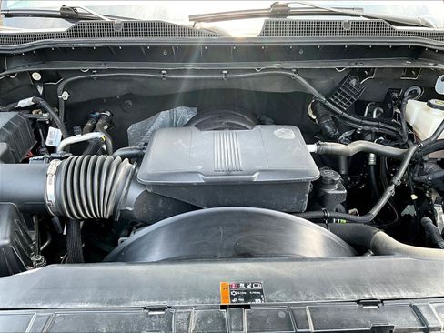 Used 2024 Chevrolet Silverado 2500 Custom AWD/4WD image 29