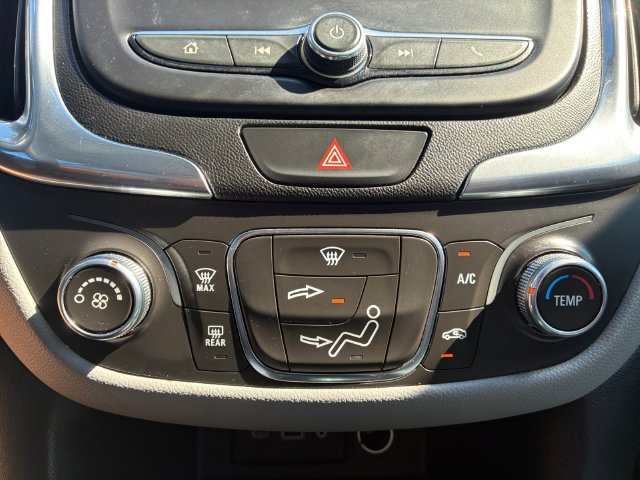 Certified 2021 Chevrolet Equinox LS w/ LPO, Blackout Package FWD image 17