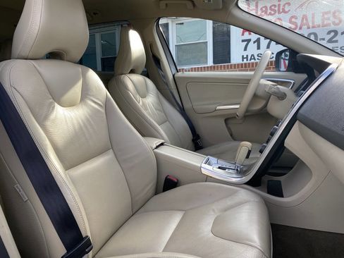 Used 2012 Volvo XC60 3.2 image 17