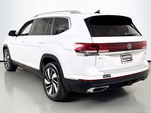 Used 2024 Volkswagen Atlas SEL AWD/4WD image 6
