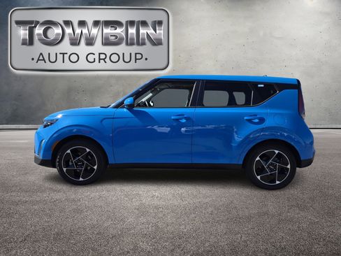 Certified 2025 Kia Soul EX image 8