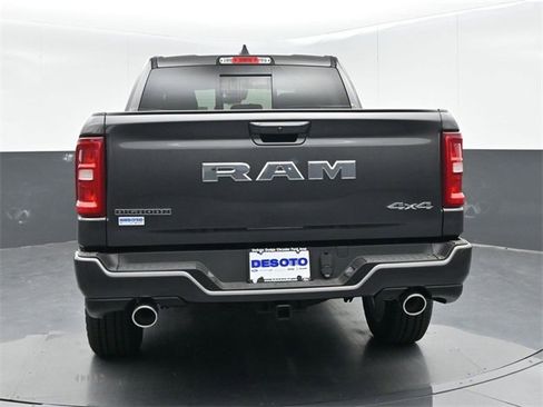 New 2026 RAM 1500 4x4 Crew Cab image 7