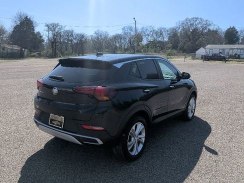 Certified 2023 Buick Encore GX Preferred w/ Cold Weather Comfort Package AWD/4WD image 5