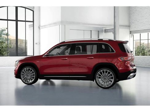 New 2026 Mercedes-Benz GLB 35 AMG 4MATIC image 31