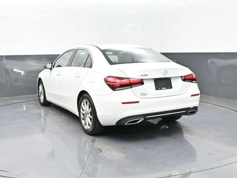 Used 2019 Mercedes-Benz A 220 image 3