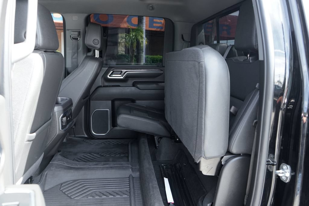 Used 2024 Chevrolet Silverado 2500 LTZ w/ LTZ Premium Package AWD/4WD image 36