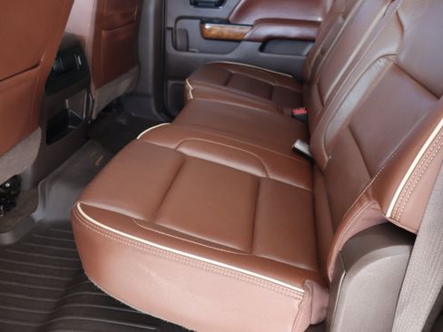 Used 2017 Chevrolet Silverado 2500 High Country w/ Duramax Plus Package image 30