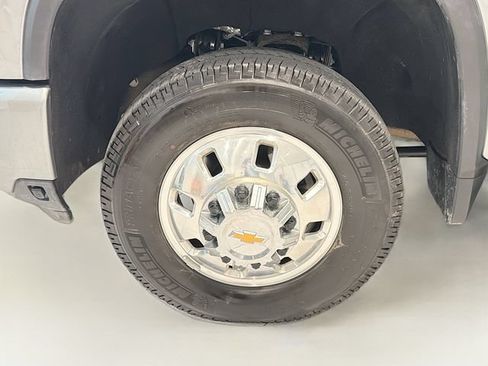 Certified 2025 Chevrolet Silverado 3500 High Country w/ High Country Premium Package AWD/4WD image 25