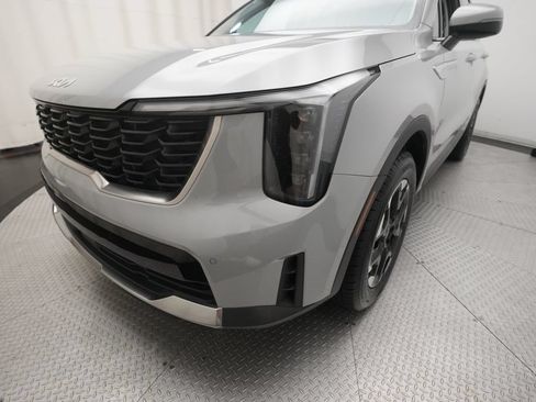 Used 2024 Kia Sorento S w/ Panoramic Sunroof Package AWD/4WD image 22