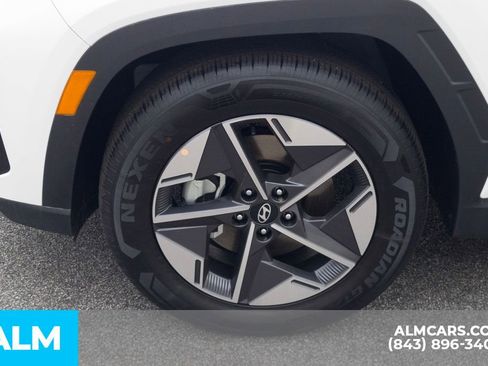 Used 2025 Hyundai Tucson SEL image 12