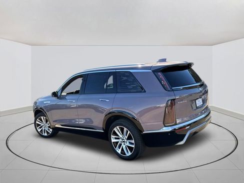 New 2026 Cadillac Vistiq Luxury image 3