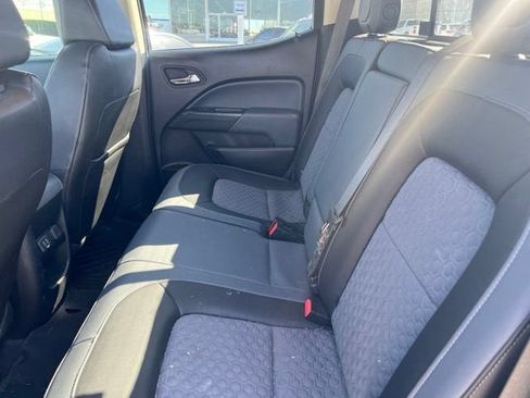 Used 2019 Chevrolet Colorado Z71 AWD/4WD image 9