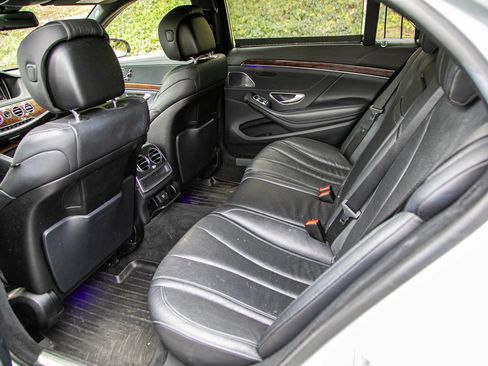 Used 2015 Mercedes-Benz S 550 Sedan image 27