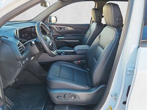 New 2026 Chevrolet Traverse LT w/ Midnight/Sport Edition image 4