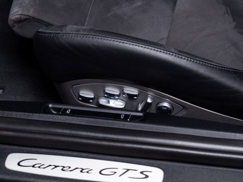 Used 2017 Porsche 911 Carrera GTS image 53