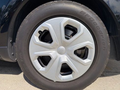 Used 2015 Ford Taurus Police Interceptor AWD image 10