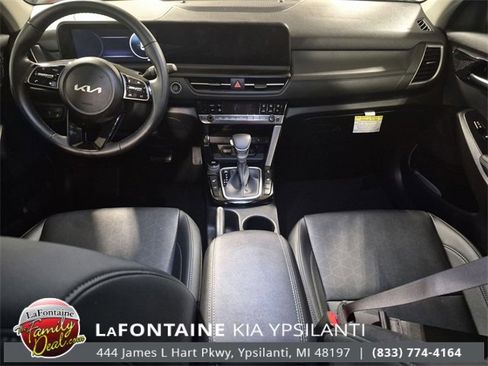 Certified 2025 Kia Seltos EX image 27