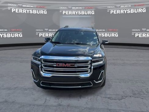 Used 2023 GMC Acadia SLE w/ Driver Convenience Package FWD image 3