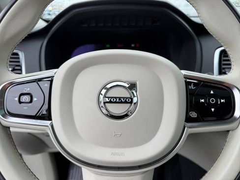 Used 2024 Volvo XC90 B6 Plus AWD/4WD image 20