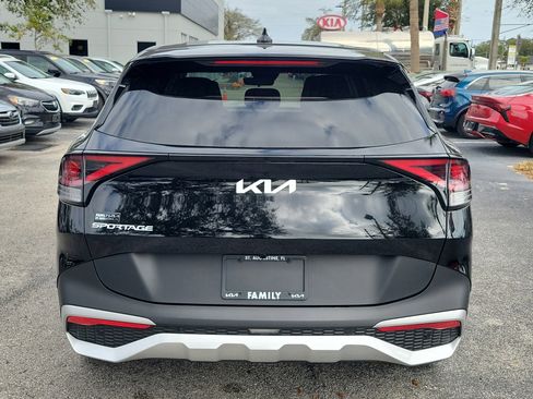 Certified 2025 Kia Sportage EX image 5