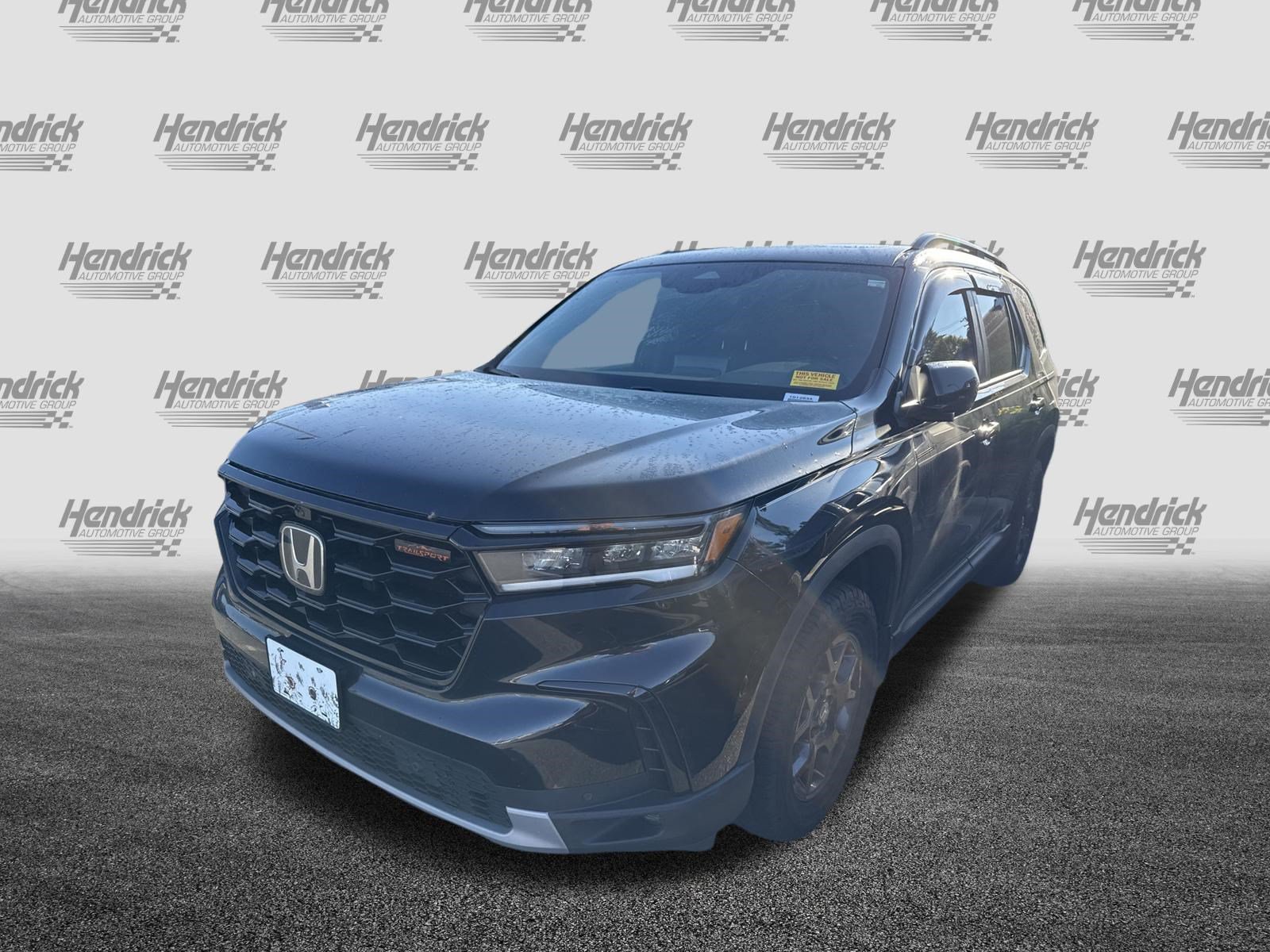 Used 2025 Honda Pilot TrailSport image 5