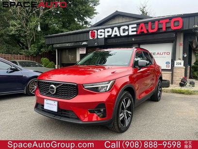 Used 2023 Volvo XC40 B5 Plus w/ Driver Assist Package