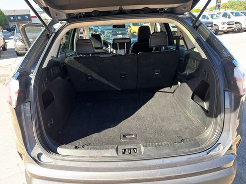 Used 2024 Ford Edge SEL AWD/4WD image 14