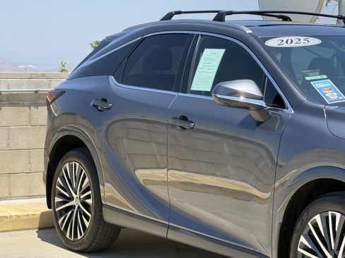 Certified 2025 Lexus RX 350 w/ Convenience Package AWD/4WD image 5