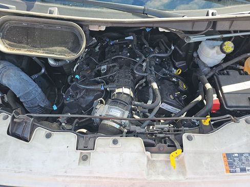 Used 2023 Ford Transit 350 XLT image 15