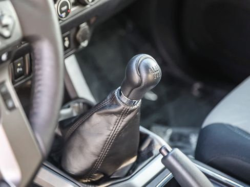 Certified 2020 Toyota Tacoma TRD Off-Road image 20