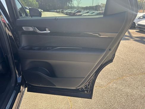 Used 2025 Hyundai Palisade Calligraphy AWD/4WD image 16